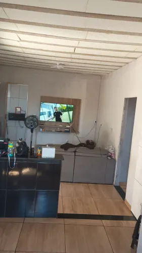 Casa tem 4 anos de construção.