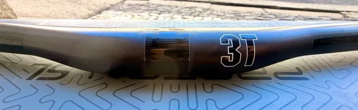 Guidão 3T EXCERO em Carbono novíssimo