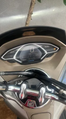 Pcx dlx 150 / única dona