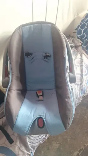 Estou vendedor um bebê conforto