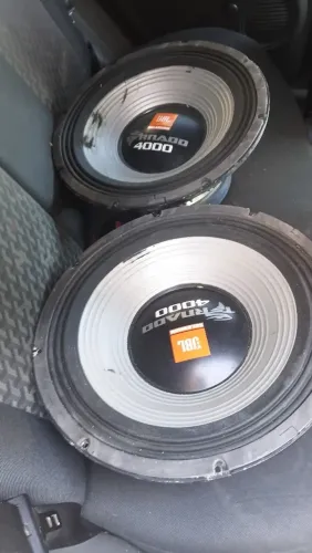 Dois alto falante tornado 4000
