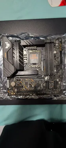 ASUS TUF Gaming B660M-PLUS D4, Intel LGA 1700, RGB, mATX, DDR4