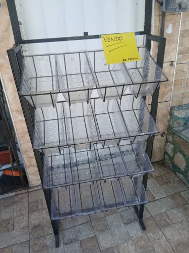 Expositor de ferro