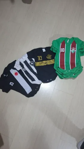 Lote 28 Body times futebol RJ para revenda / Vasco Botafogo Flamengo Fluminense Novo
