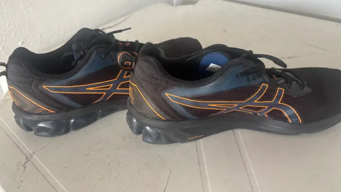 Tênis da Asics