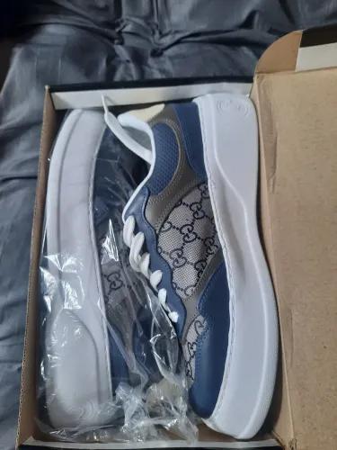 Tenis gucci