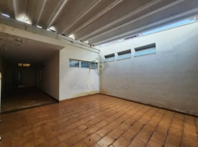 Casa Padrão para Locação e Venda no Bairro Jardim Sumaré, em Ribeirão Preto SP