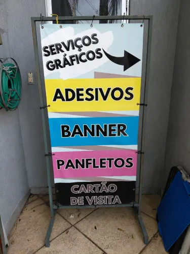 02 Cavaletes para comunicação visual
