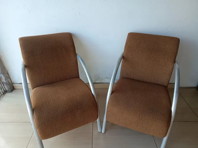 2 Cadeiras de Sala de Estar