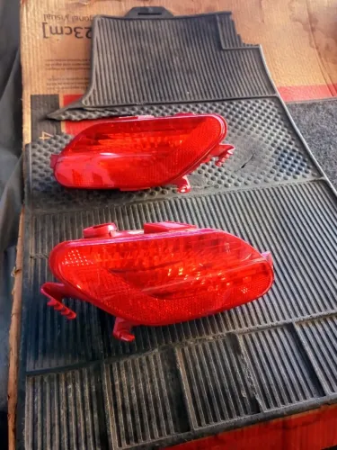 Par Refletor / Lanterna Original Parachoque C4 Hatch / VTR / PALLAS Ano 2005 Á 2009