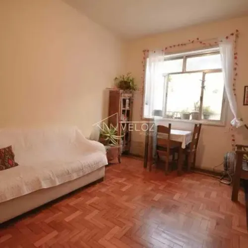 Apartamento : / Residencial / Santa Teresa
