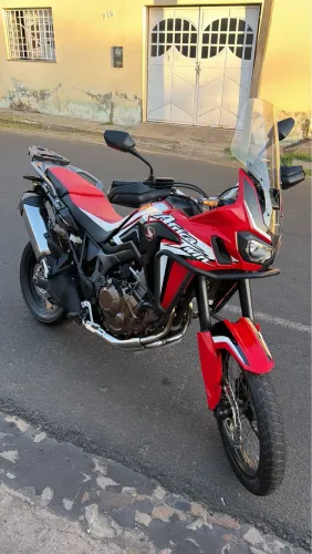 África Twin 2017 