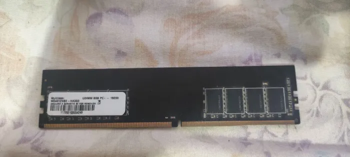 Vendo memória ram ddr4 8gb