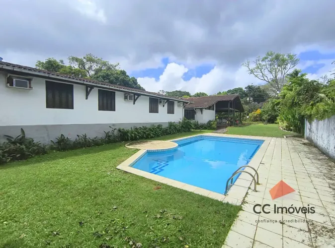 ALDEIA CC IMÓVEIS - casa em condomínio beira de pista para venda tem 296 m² com 4 quartos