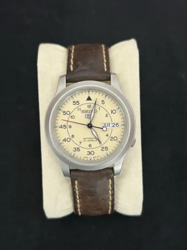 Relógio Seiko 5 SNK803