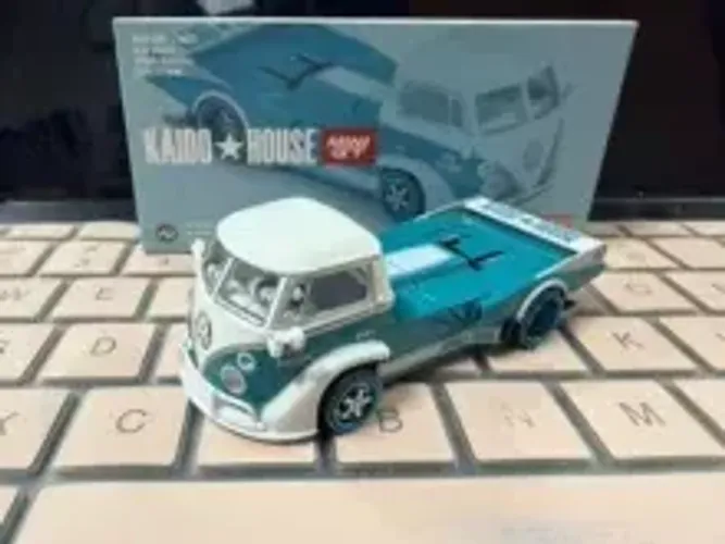 Miniatura Kaido House+ MINI GT 1:64 220 Volkswagen T1 V1 , nova e lacrada.