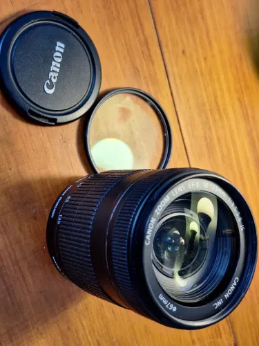 Lente Canon zoom 18-135mm EF-S