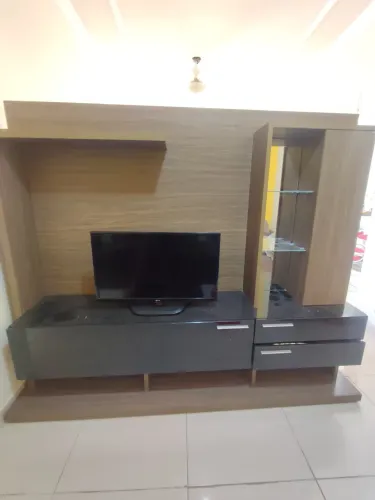 Estante de sala