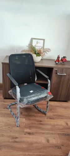 2 cadeiras de escritório - seminovas