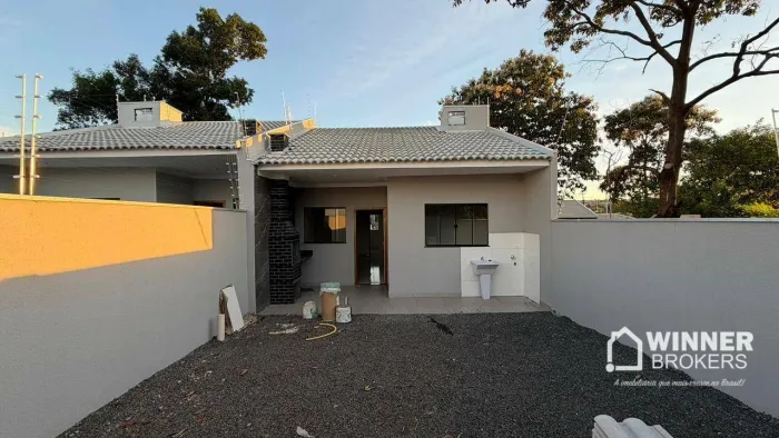 Casa com 3 dormitórios à venda, 69 m² por R$ 291.500 - Jardim Nova Independência - Sarandi