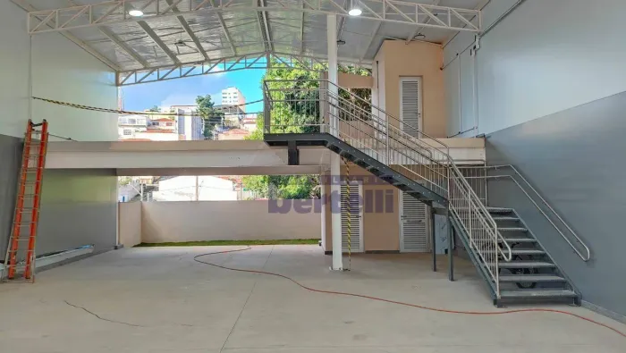 Galpão para alugar, 285 m² por R$ 14.000/mês - Centro - Bragança Paulista/SP
