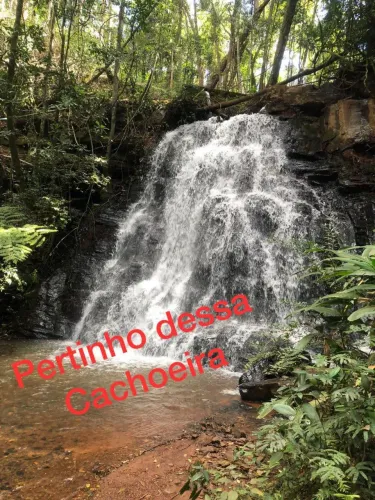 Chácara 3.000m2 com água nos fundos Rio Manso financiada 