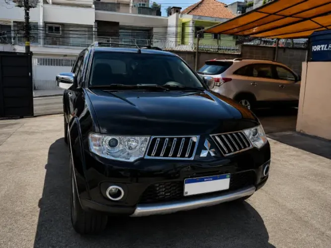 Mitsubishi Pajero Dakar 3.2 4X4 T.i. Dies. 5P Aut. 2012