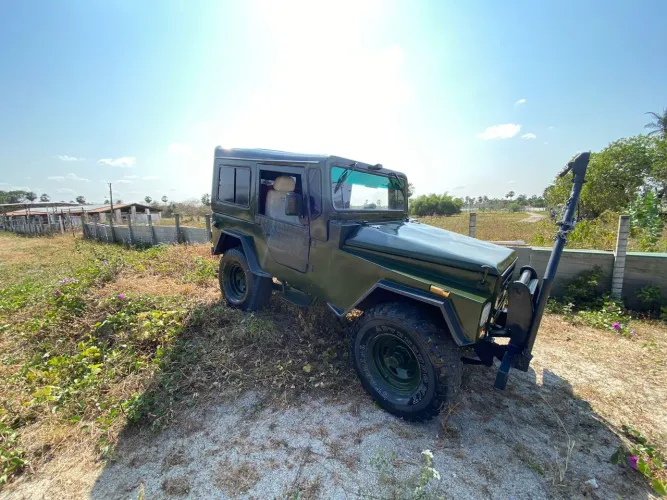 CBT Jipe Javali 3.0 4X4 Diesel 1991