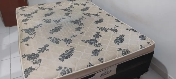 Cama casal Gazin