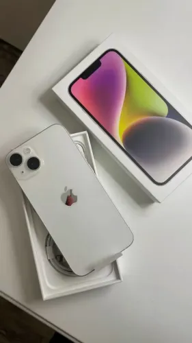 ? iPhone 14 128GB | Impecável | Loja fica | Branco e preto