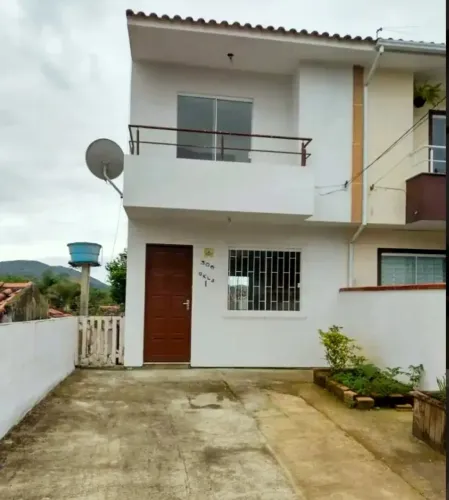 Casa para Venda em São José, Forquilhas, 2 dormitórios, 2 banheiros, 2 vagas