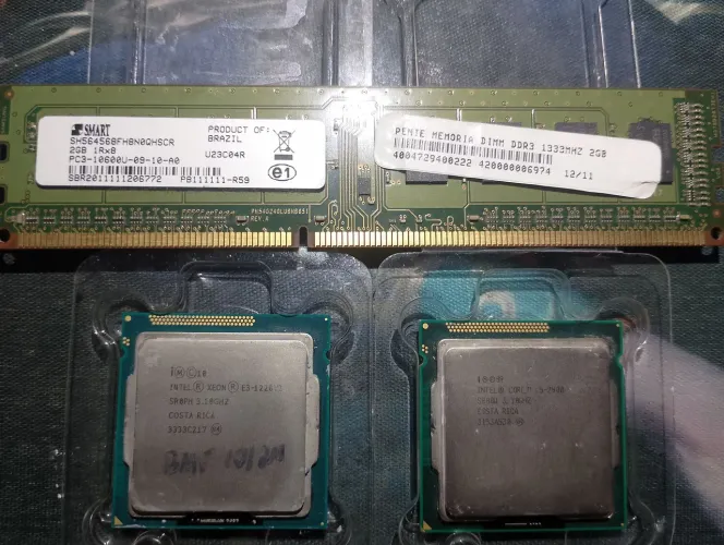 Xeon e3 1220 V2 ou I5 2400 + 2 Gb de Ram ddr3 brinde