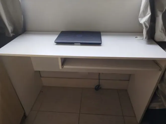 Mesa de MDF