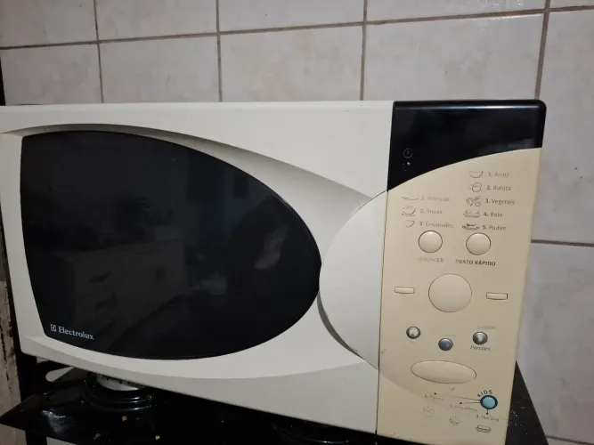 Micro-ondas Electrolux 27  litros com garantia 