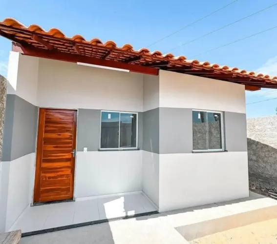 CASA DISPONÍVEL PRA VENDA PARCELADO.