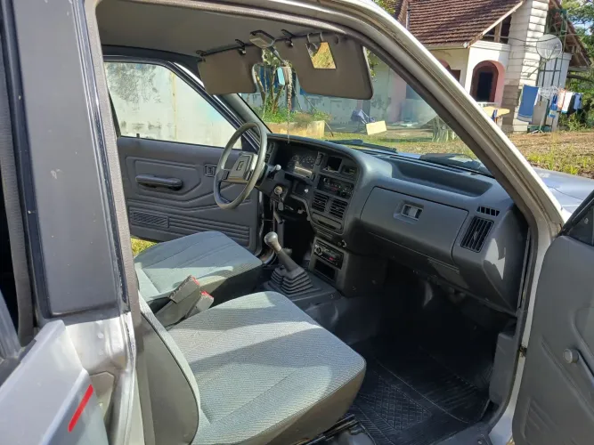 Mazda B-2500 Pick-up CD 4X4 2.5 Diesel 1999