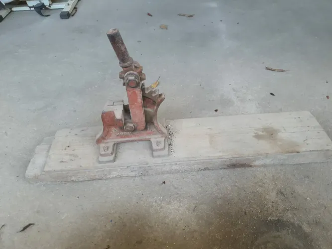 Máquina de cortar ferro 