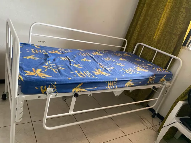 Cama hospitalar