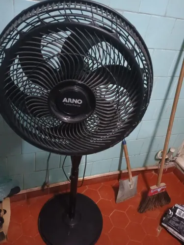 ventilador Arno de coluna