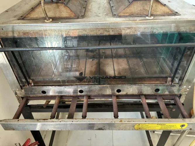 Forno industrial 6 bocas a gás Venâncio 