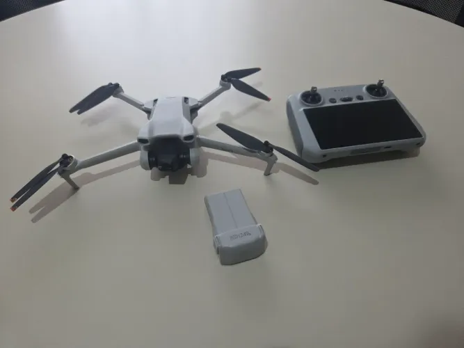 Drone DJI 3 - Usado
