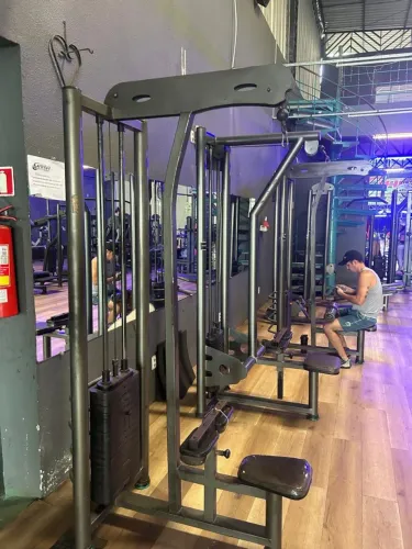 Vendo academia completa por 120 mil,e individual