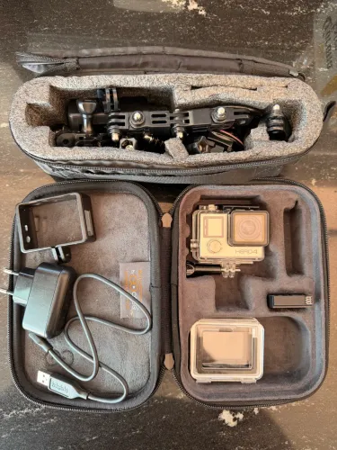Go Pro Hero 4 Silver + Kit de Utilitários