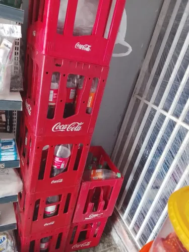 Vendo engradado de coca retornável 2 lt
