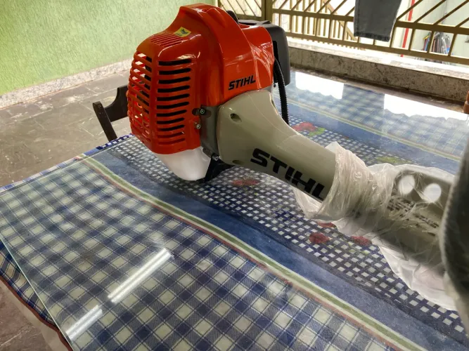 Roçadeira a gasolina Stihl nova!!!