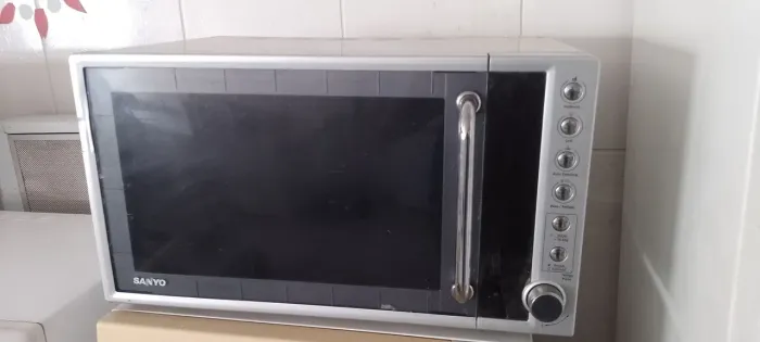 Microondas Sanyo