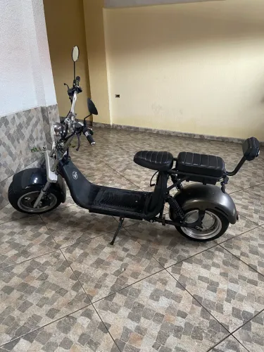 Vendo scooter elétrica