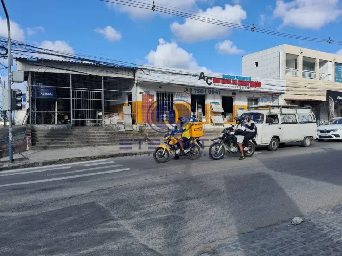 Loja à Venda no Ibura, Recife: 400m², 4 Banheiros  R$1.500.000