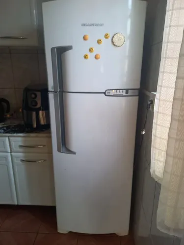 Vendo geladeira Brastemp motivo mudança