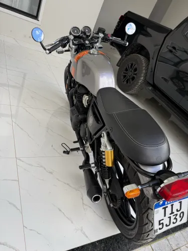 Royal Enfield Continental GT 650 2024